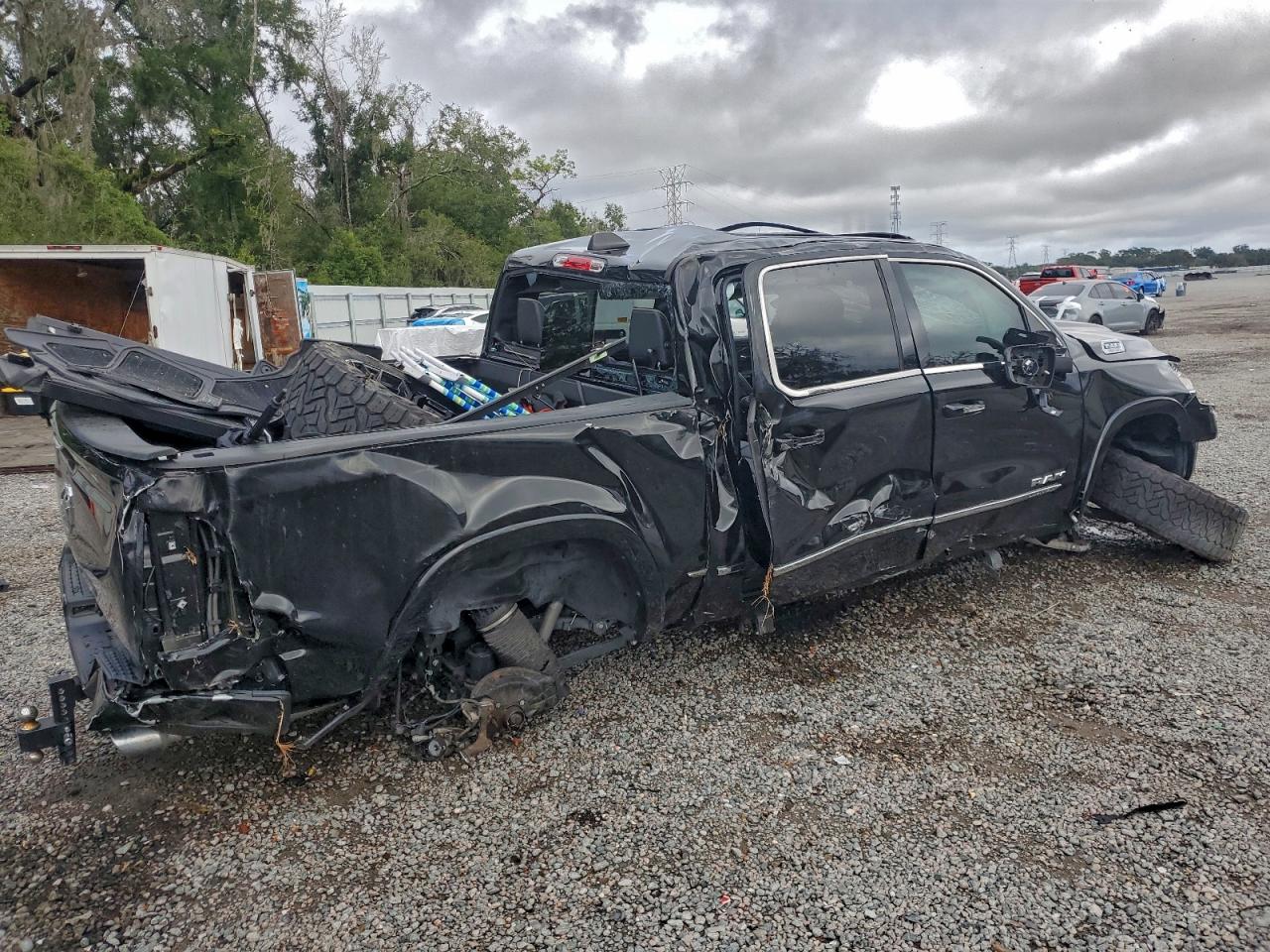 Ram 1500 Limited Image 2