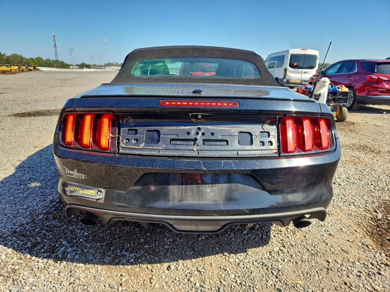 Ford Mustang Image 8