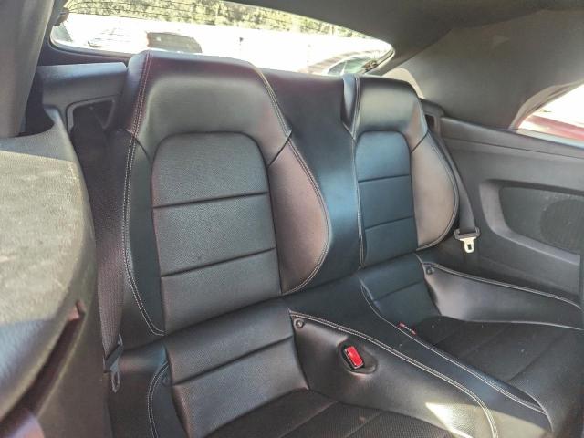 Ford Mustang Image 10