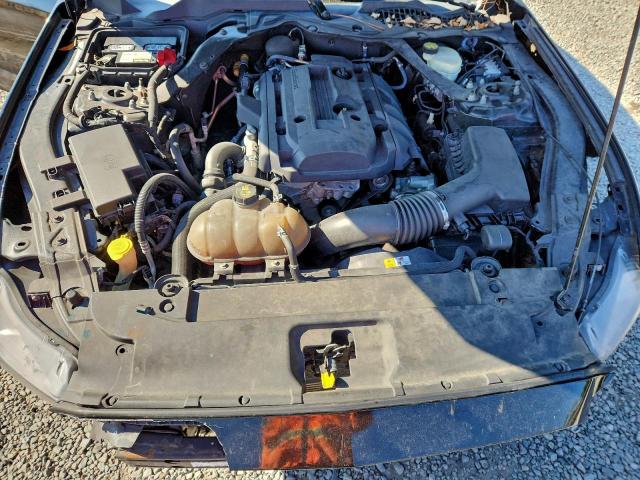 Ford Mustang Image 6