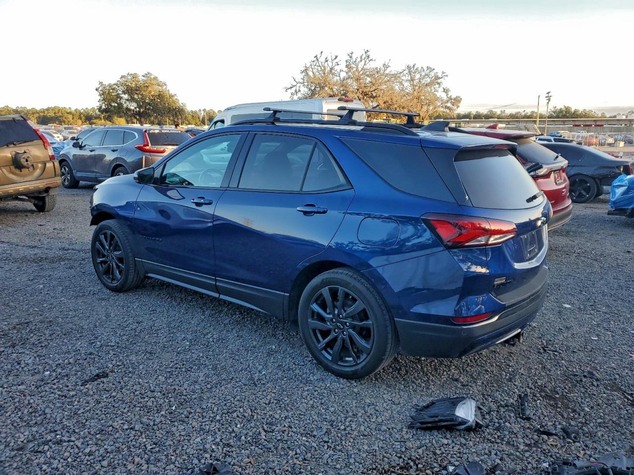 Chevrolet Equinox Rs Image 4