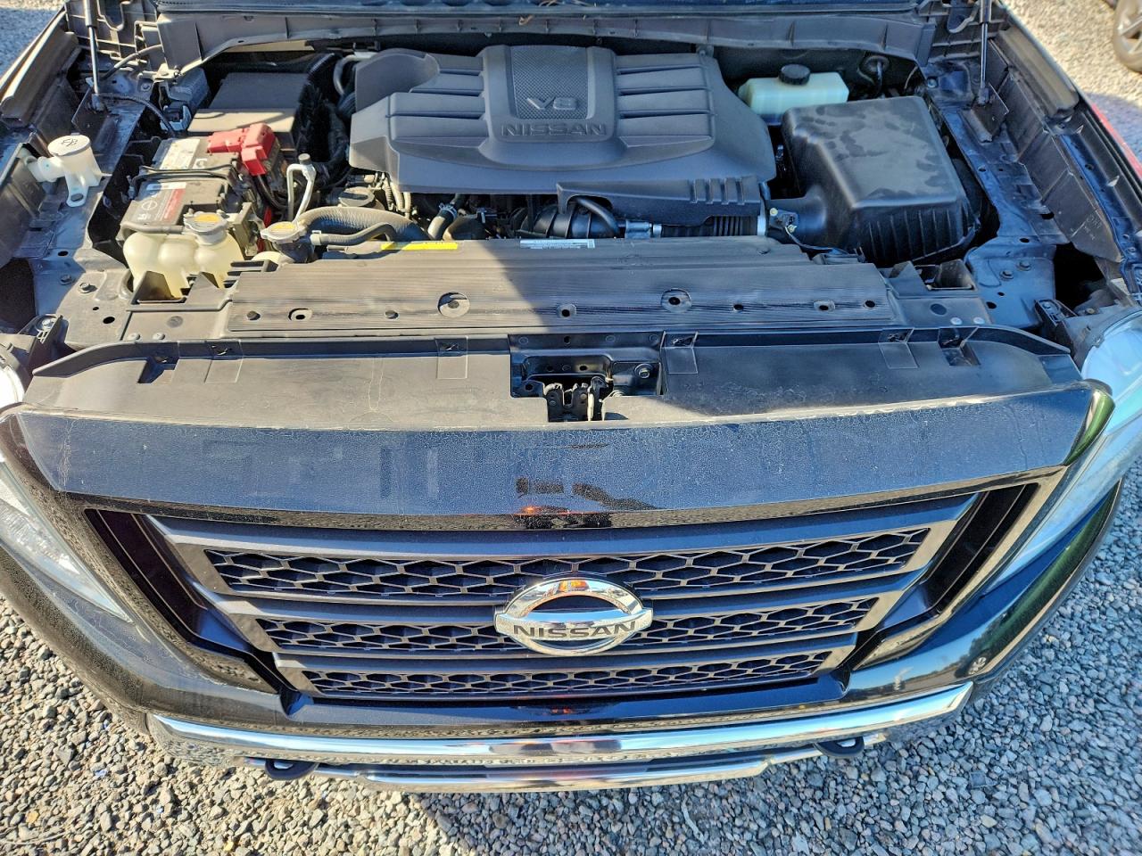 Nissan Titan Sv Image 12