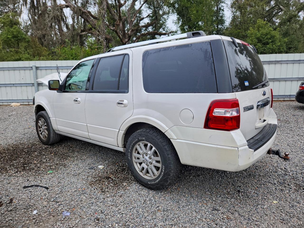 Ford Expedition Limited Image 4