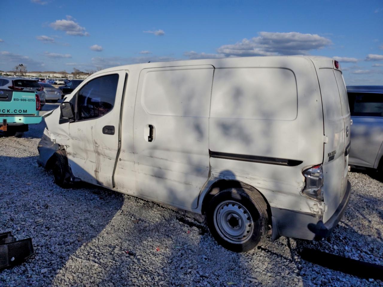 Nissan Nv 2.5s Image 2