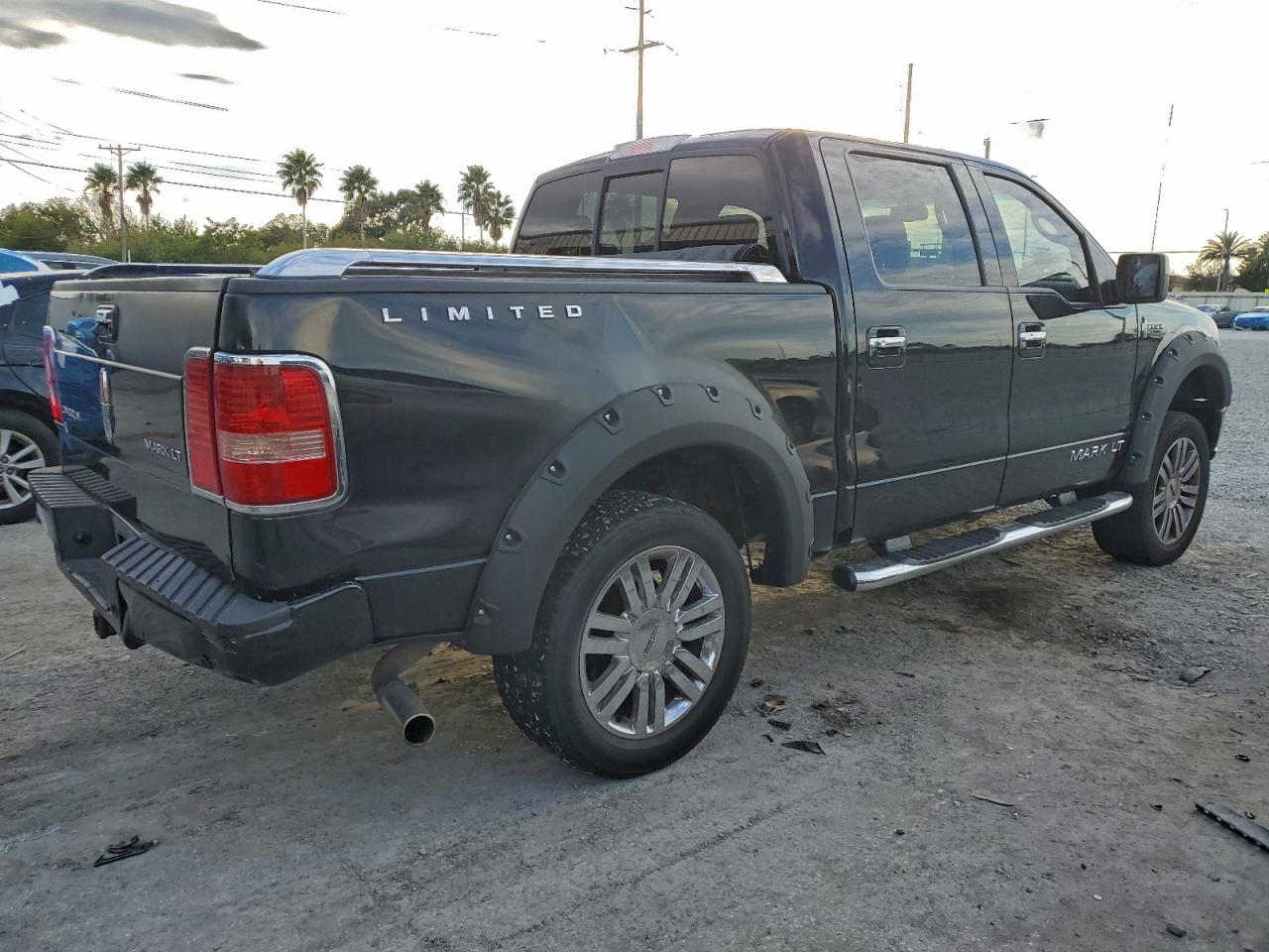 Lincoln Mark LT Image 5