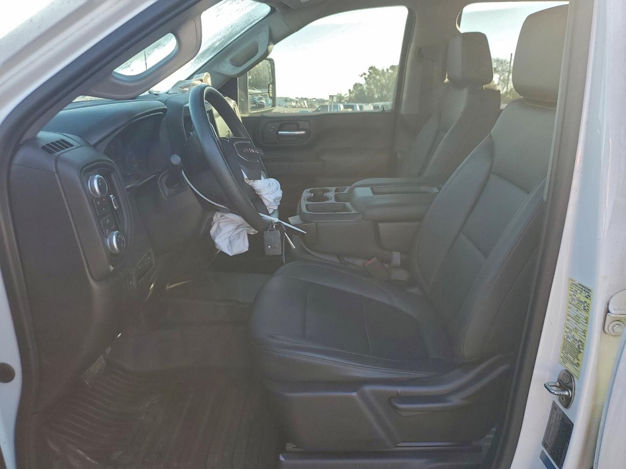 GMC Sierra K3500 Image 5