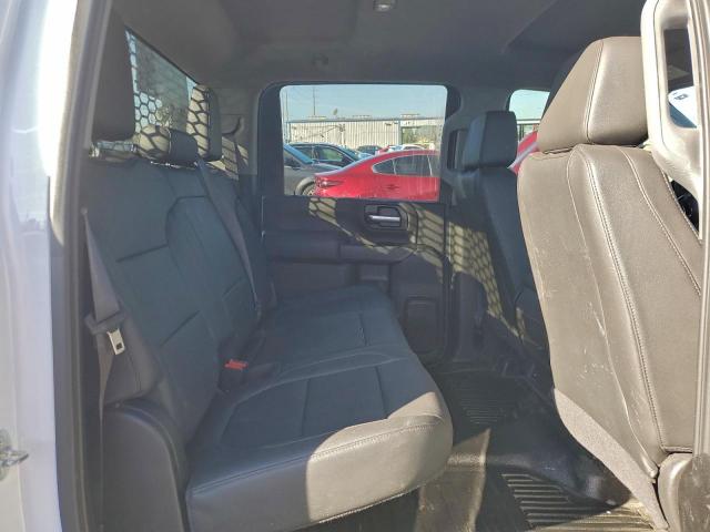 GMC Sierra K3500 Image 8