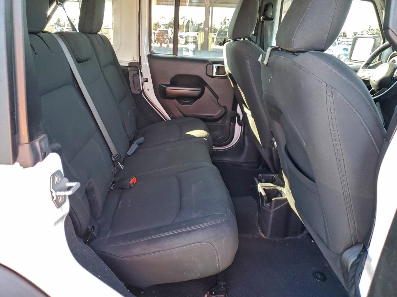 Jeep Wrangler Sport Image 11