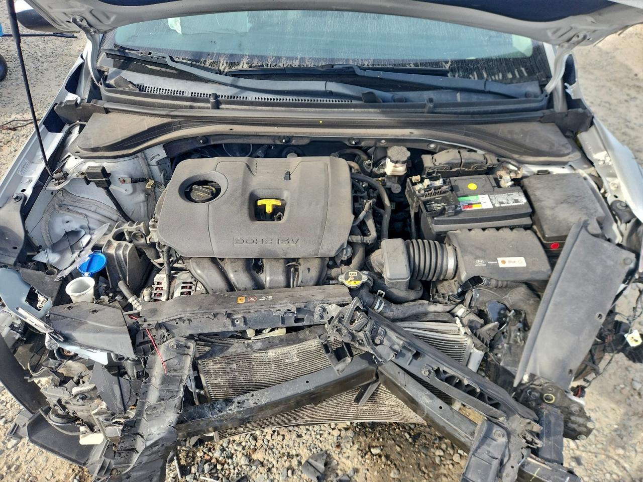 Hyundai ELANTRA Sel Image 10