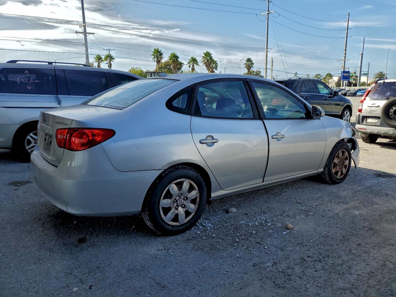 Hyundai ELANTRA Gls Image 12