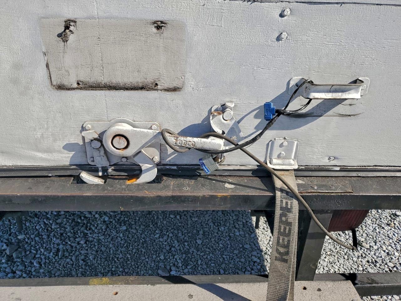 Chev Express Commercial C Image 4