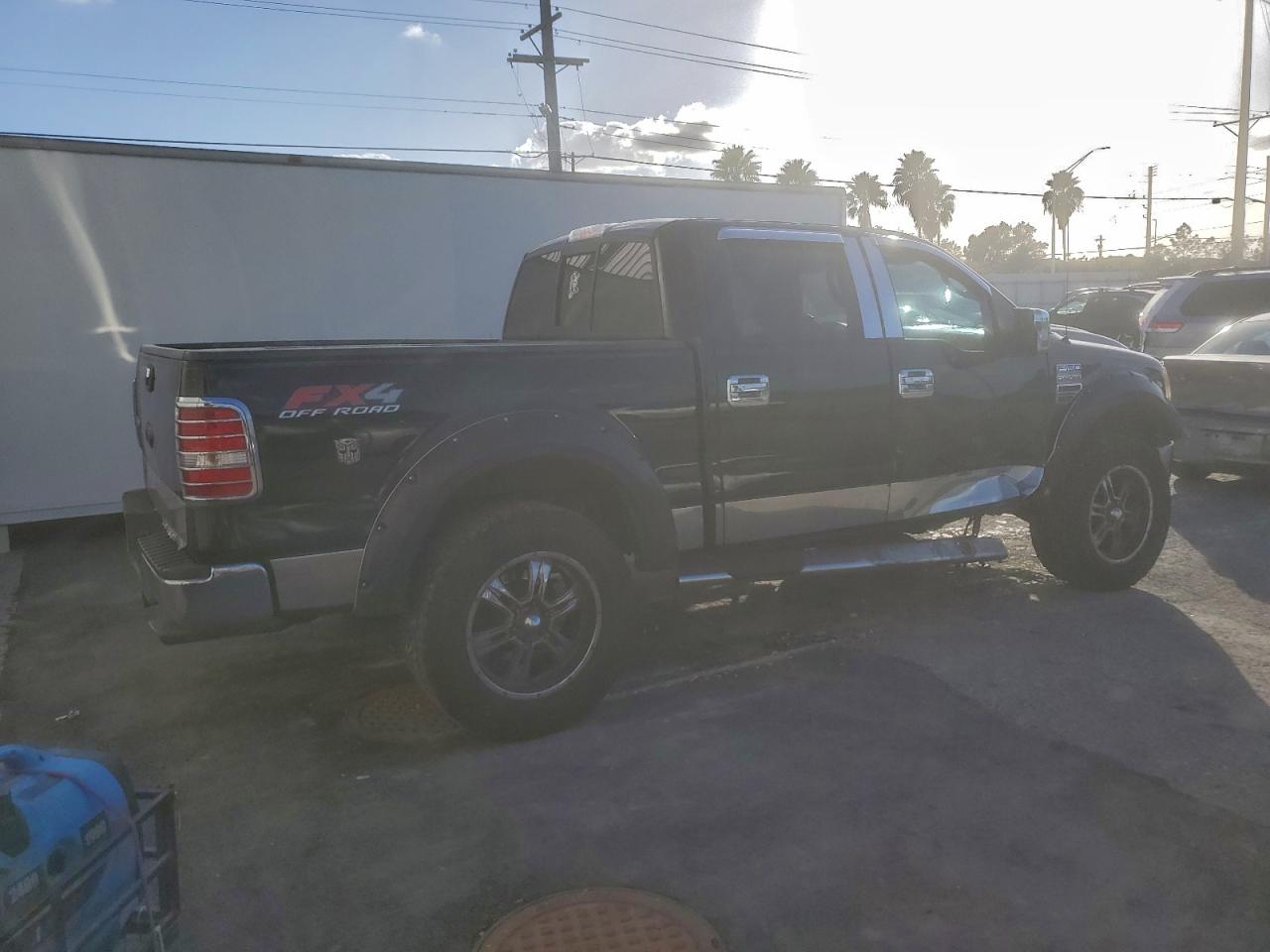 Ford F-150 Supercrew Image 2