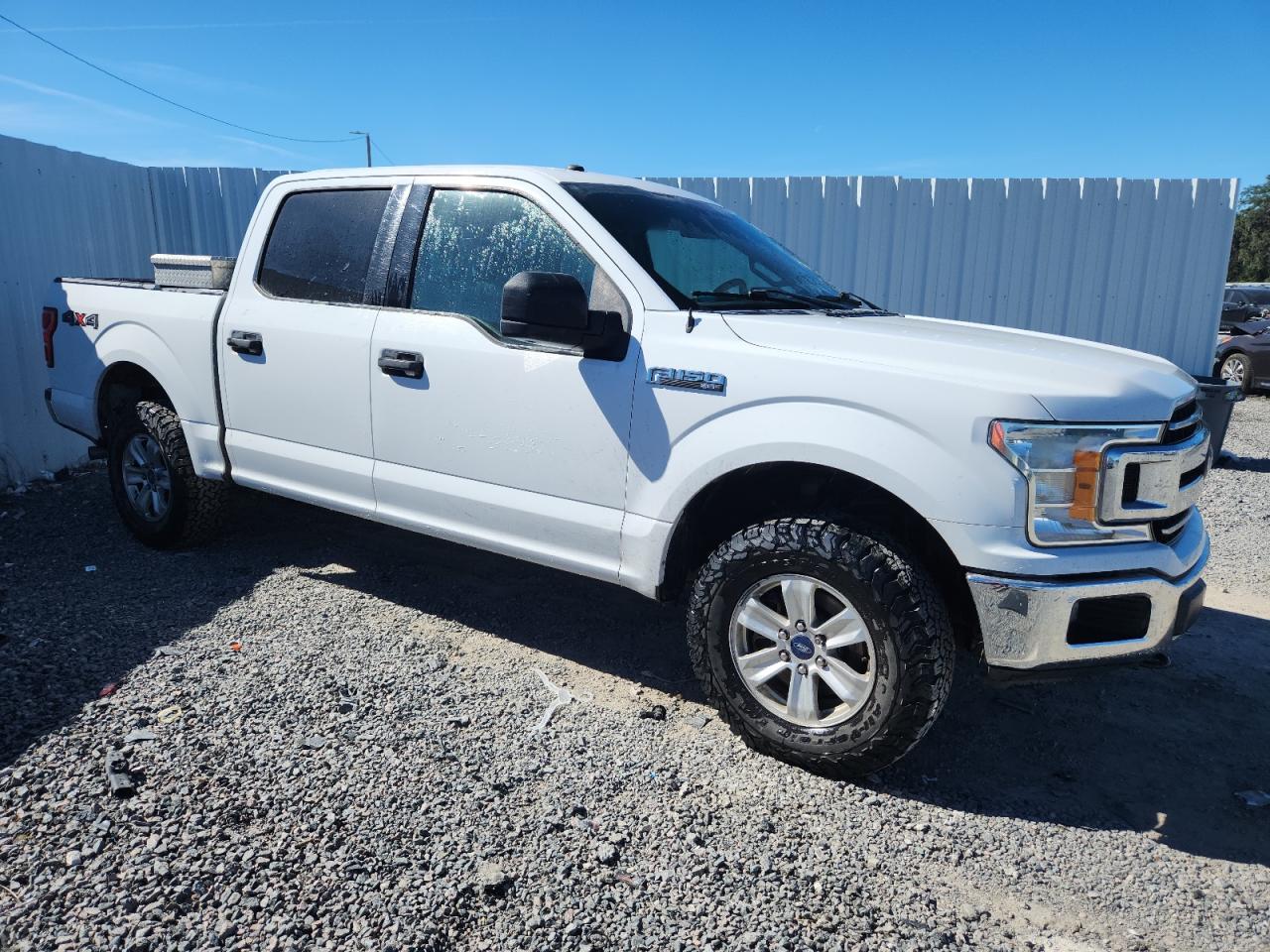 Ford F-150 Supercrew Image 2