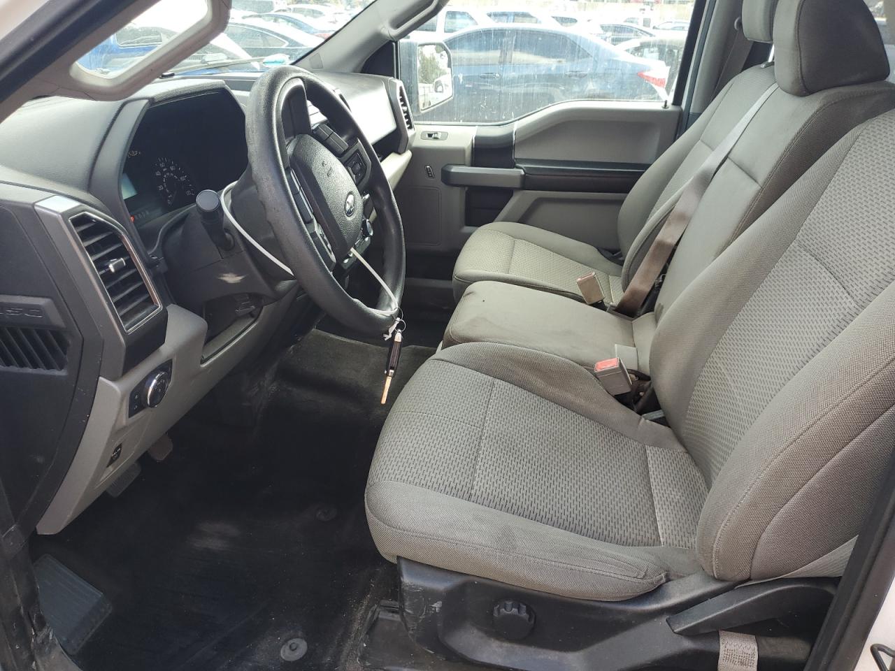 Ford F-150 Supercrew Image 8