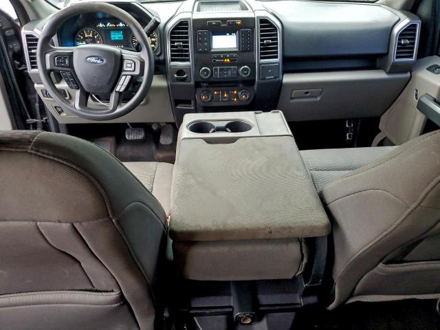 Ford F-150 Supercrew Image 4