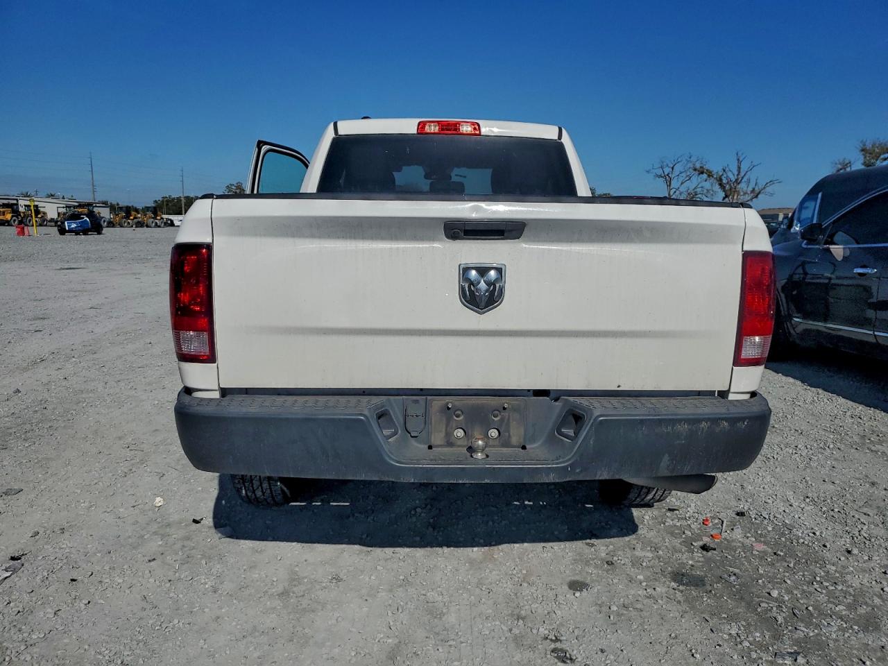 Ram 1500 Tradesman Image 9