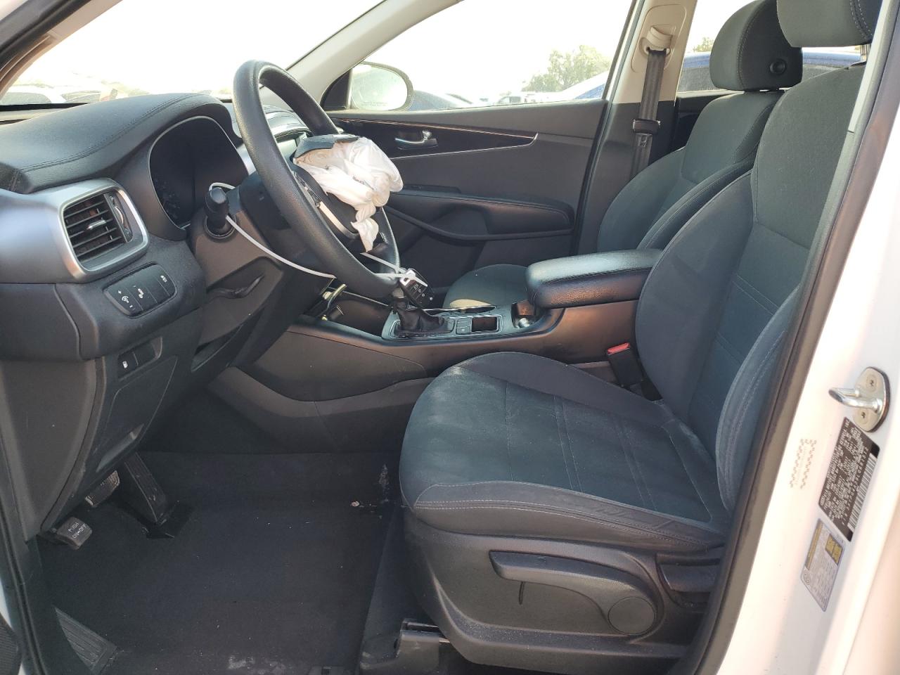 Kia Sorento L Image 9