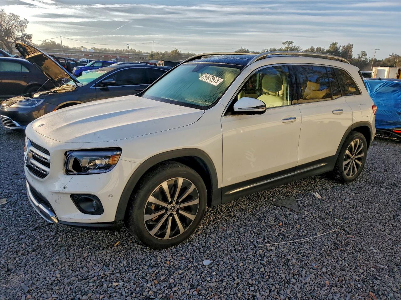 Mercedes-Benz GLB 250 4matic Image 1