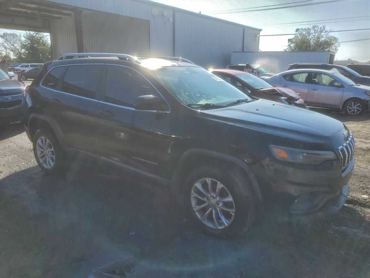 Jeep Grand Cherokee Latitude Image 4