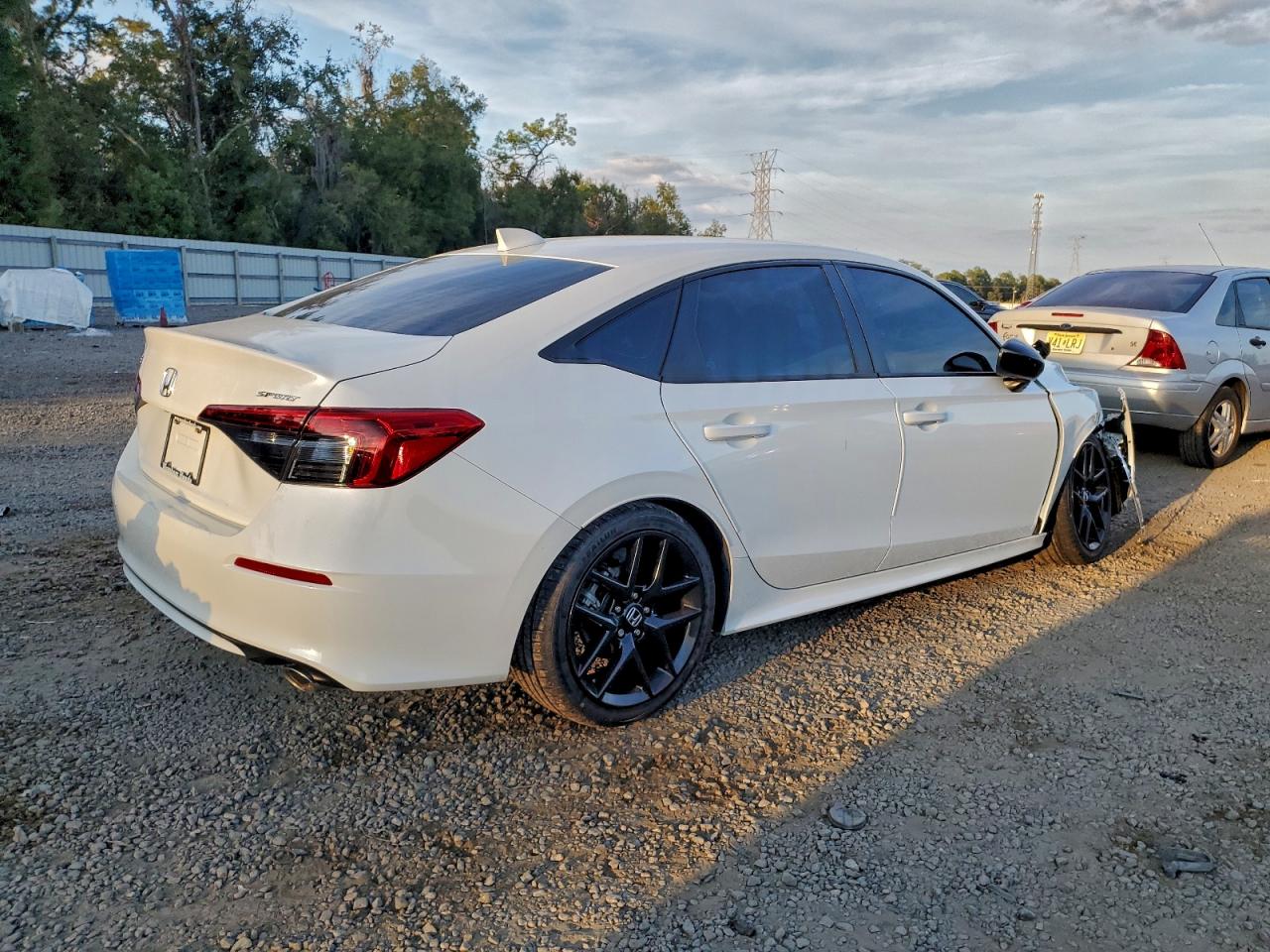 Honda Civic Sport Image 5