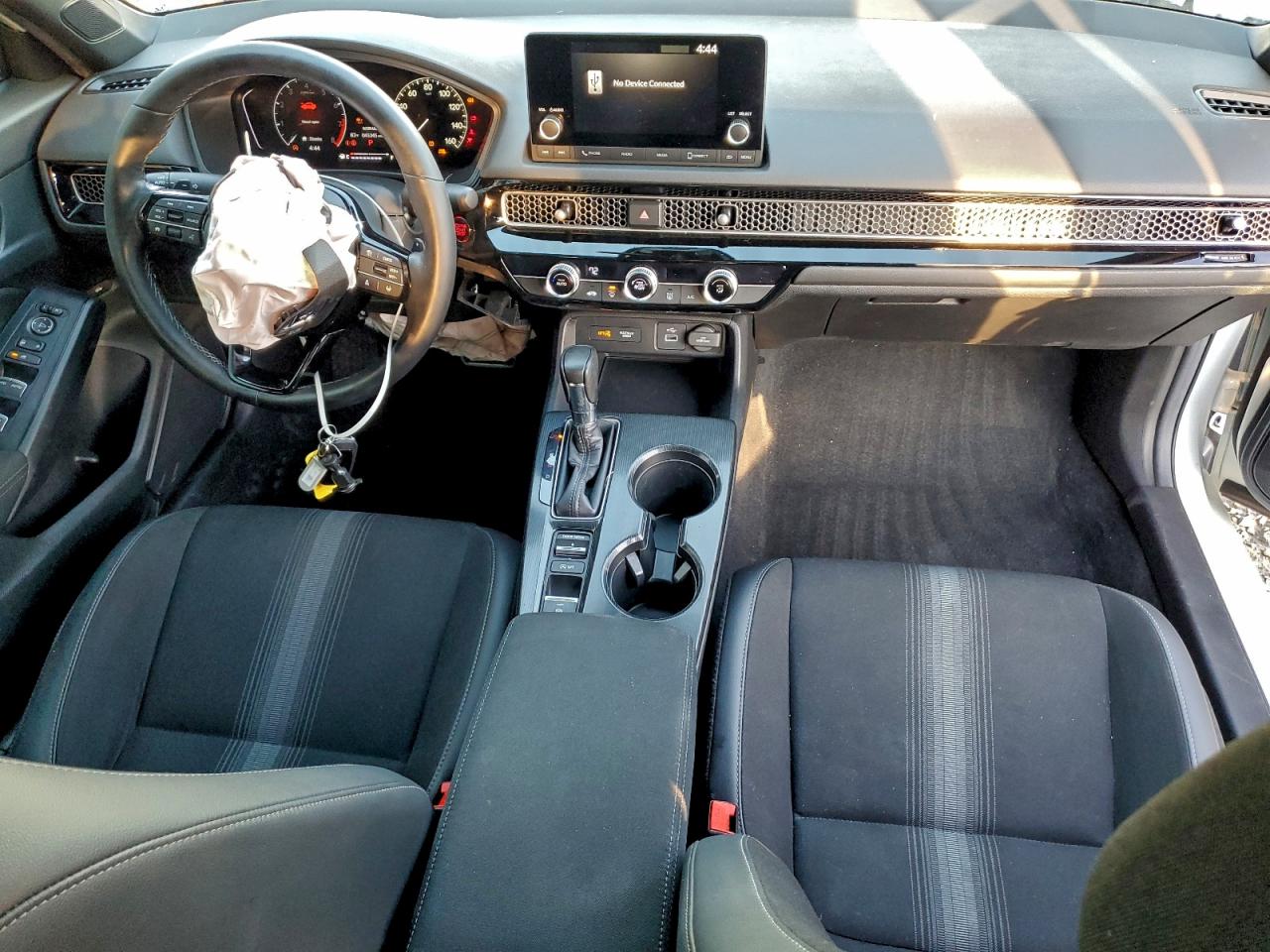 Honda Civic Sport Image 12