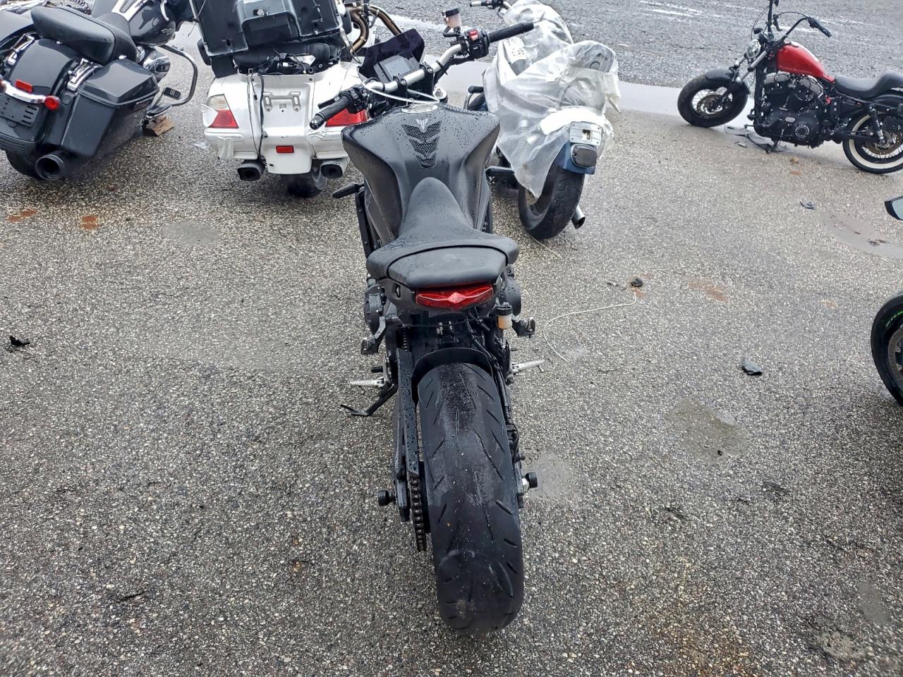 Yamaha Mt09 Image 5