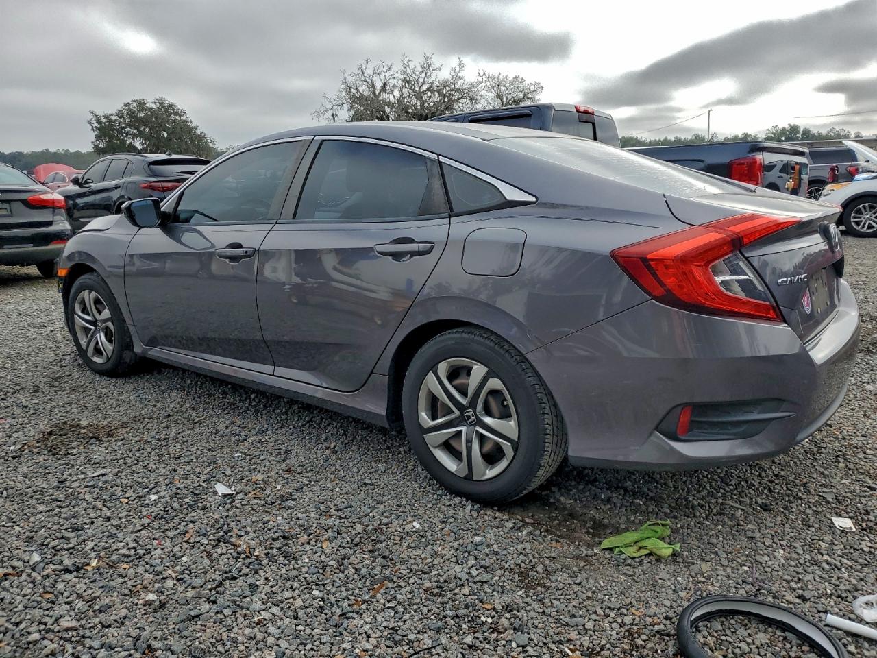 Honda Civic Lx Image 8