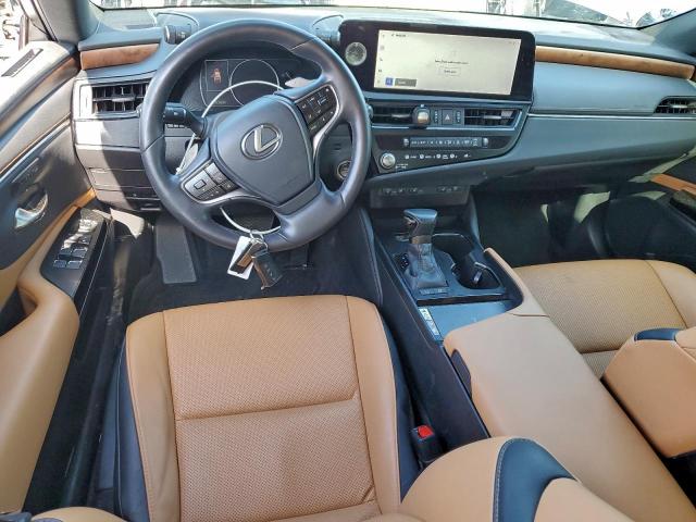 Lexus Es 300h Base Image 12