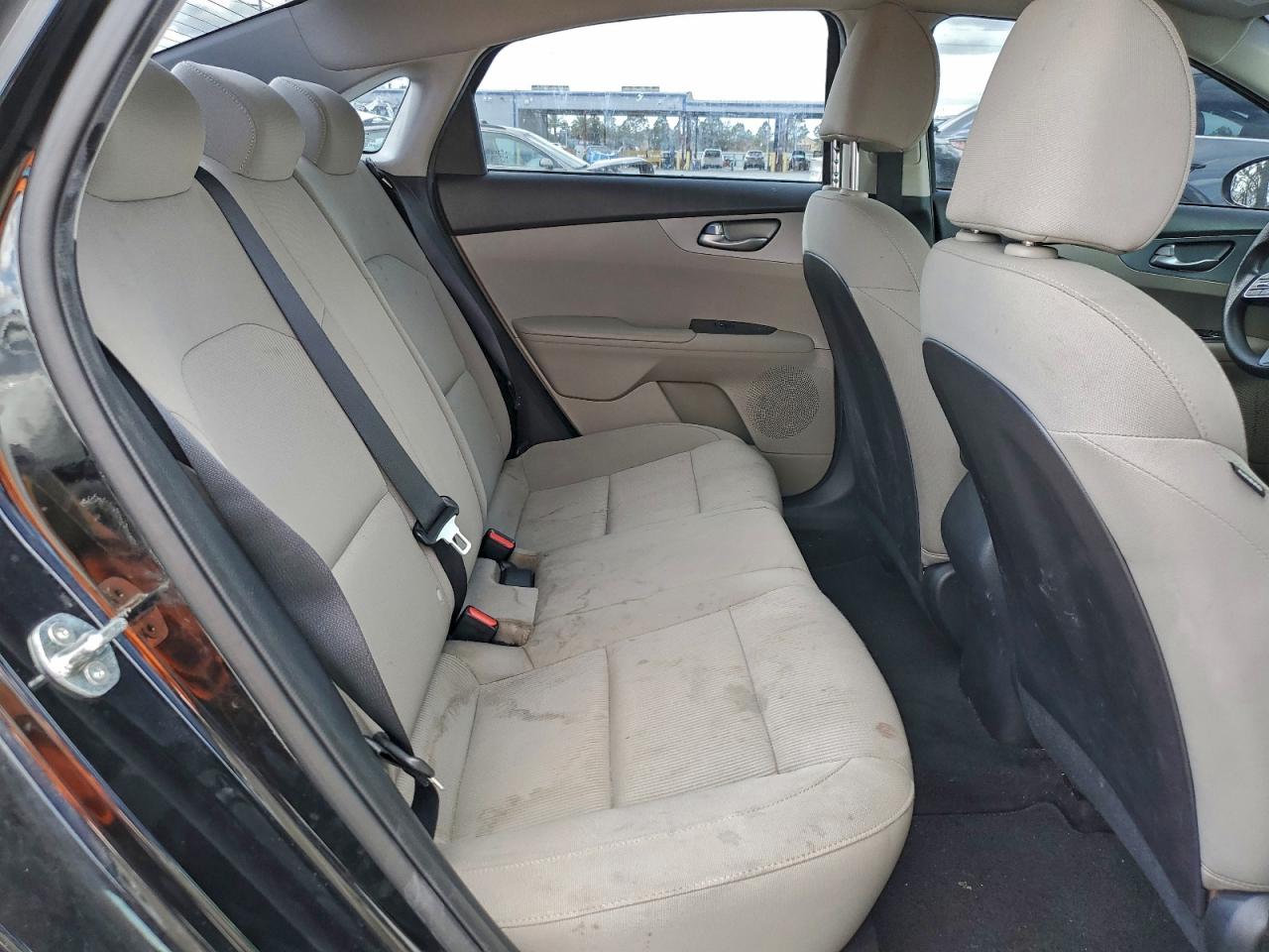 Kia Forte Fe Image 8