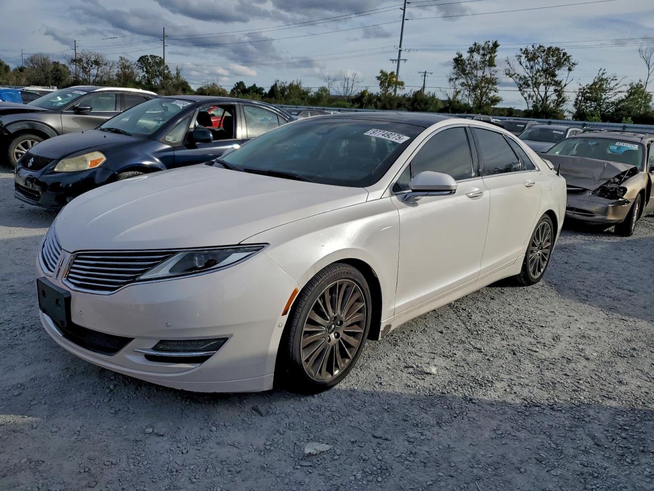 Lincoln MKZ Image 1