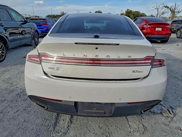 Lincoln MKZ Image 4