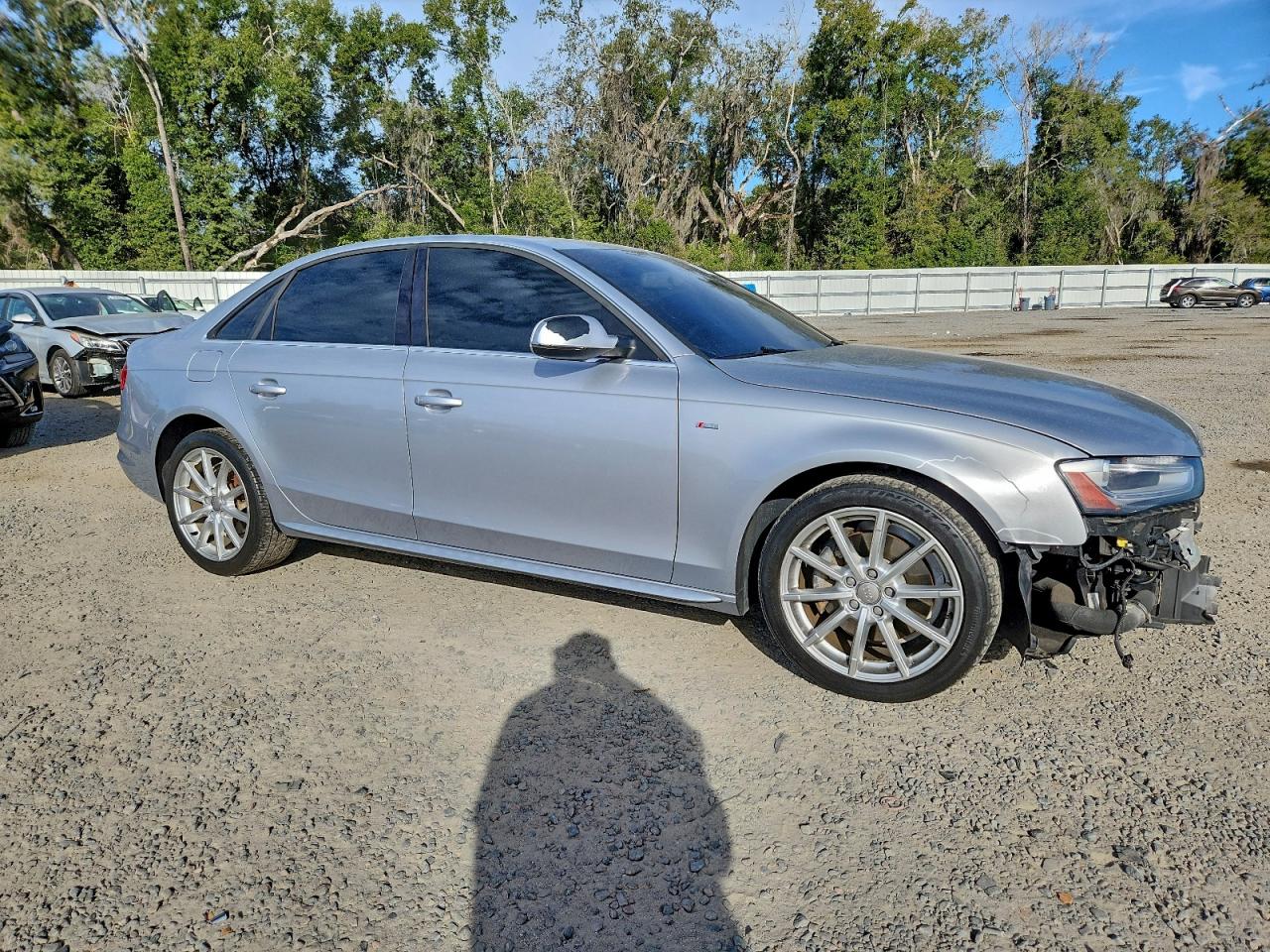 Audi A4 Premium Image 9