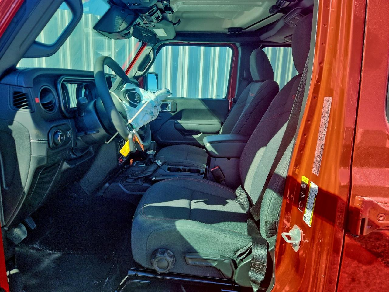 Jeep Wrangler Rubicon Image 9