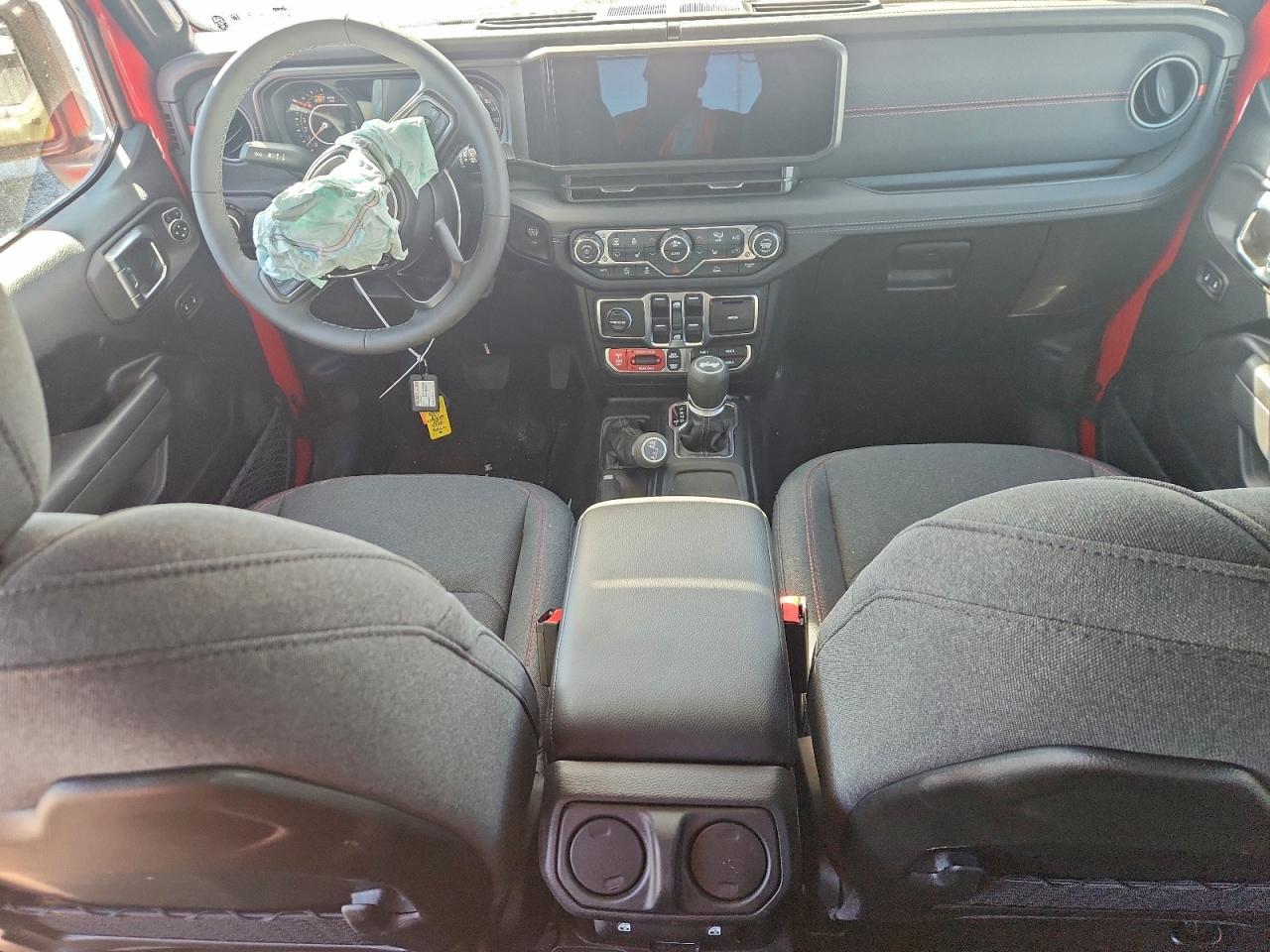 Jeep Wrangler Rubicon Image 3