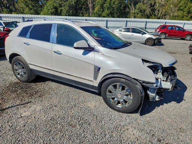 Cadillac SRX Luxury Collection Image 3