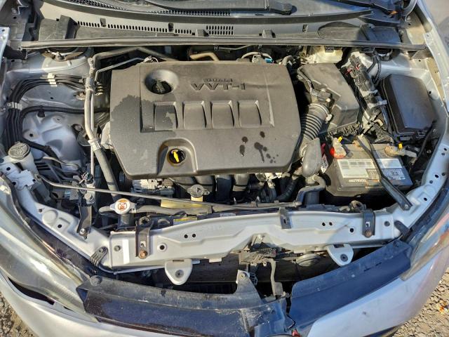 Toyota Corolla L Image 10