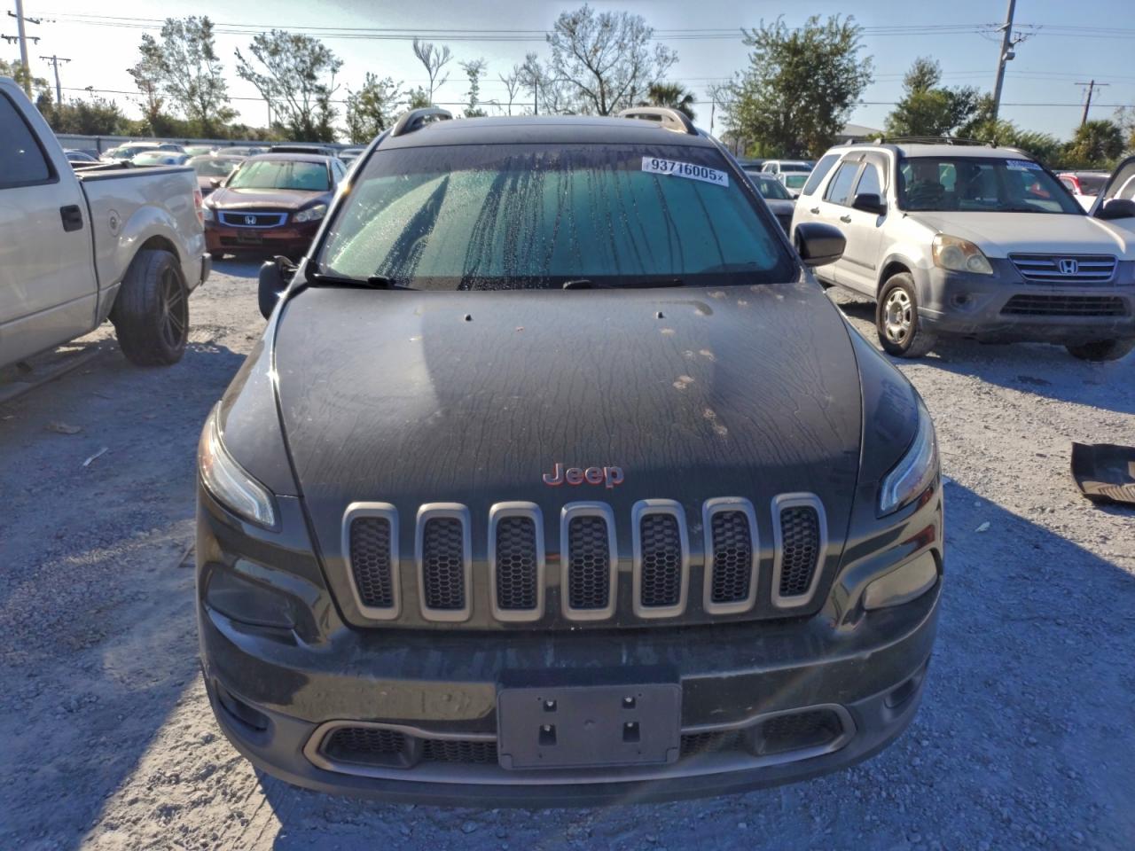 Jeep Grand Cherokee Latitude Image 7