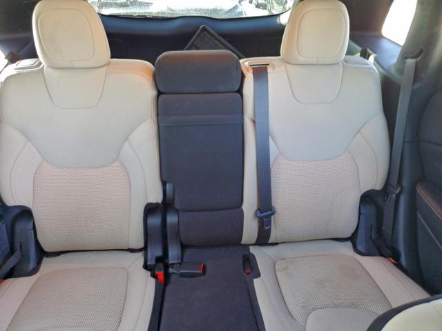 Jeep Grand Cherokee Latitude Image 9