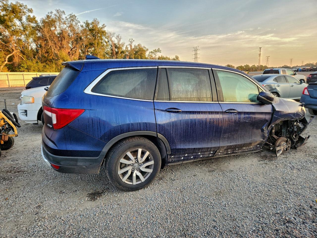 Honda Pilot Ex Image 3