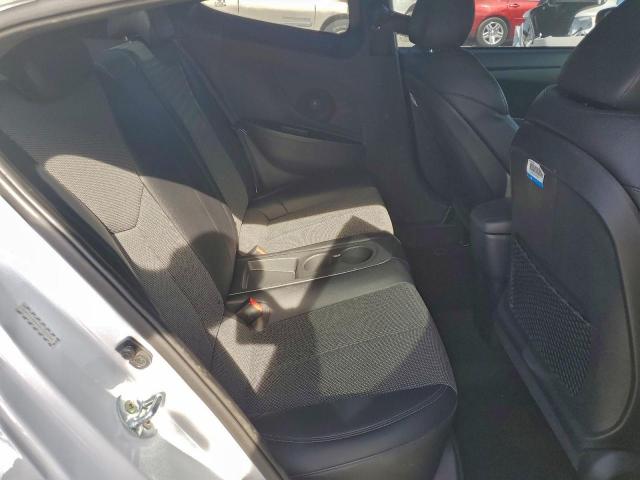 Hyundai VELOSTER Image 8