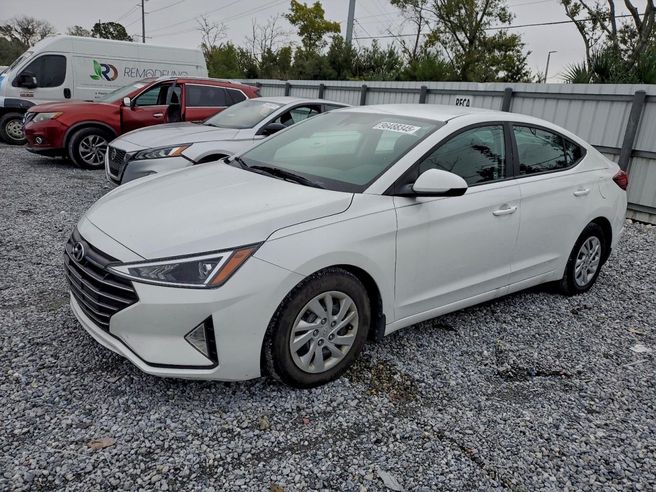 Hyundai ELANTRA Se Image 1