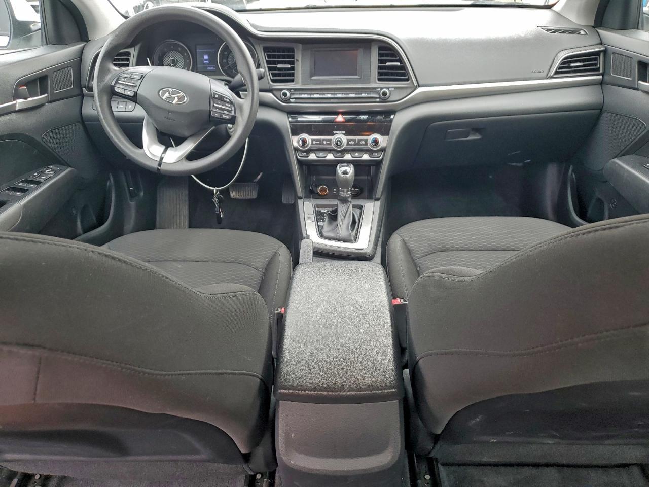 Hyundai ELANTRA Se Image 8