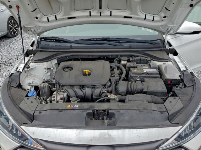 Hyundai ELANTRA Se Image 12