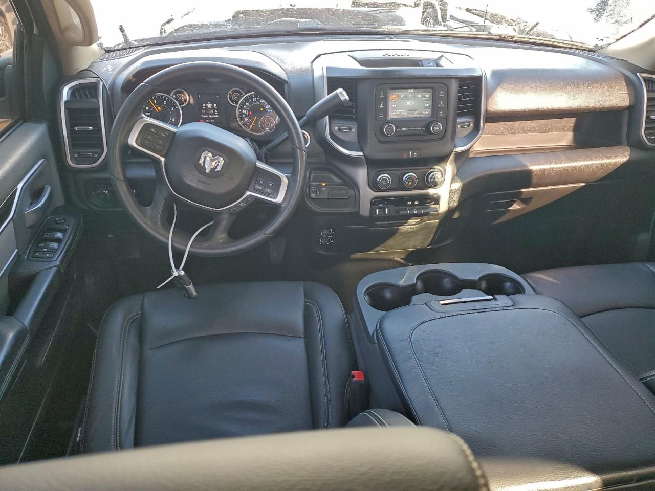 Ram 2500 Big Horn Image 4