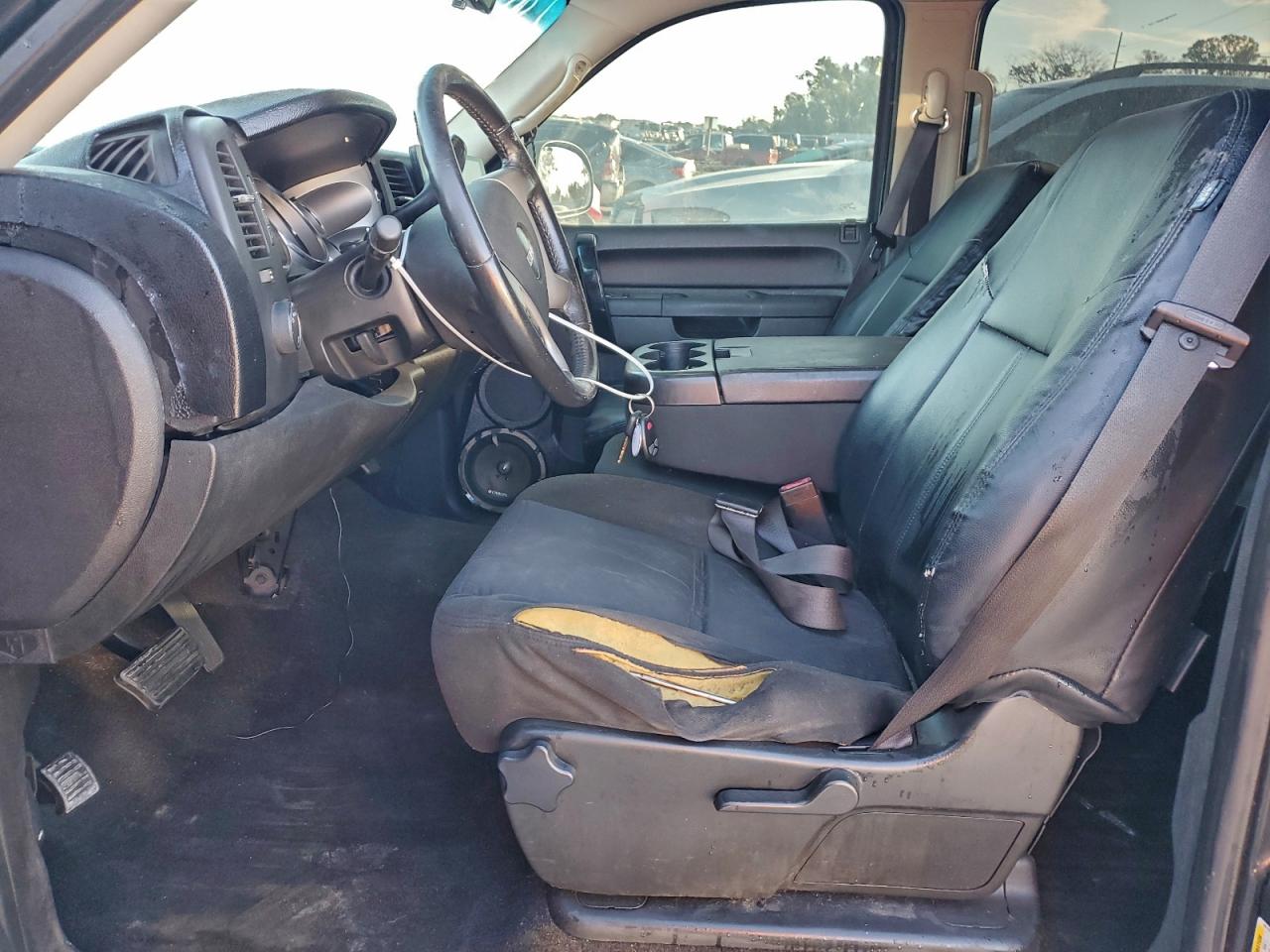 GMC Sierra C1500 Sle Image 6