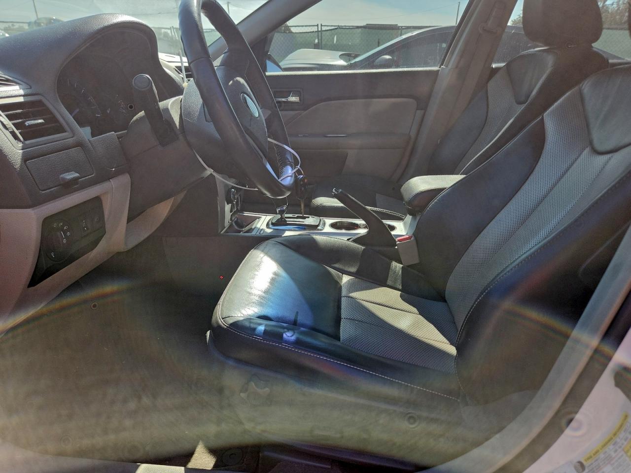 Mercury Milan Premier Image 4