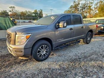  Salvage Nissan Titan