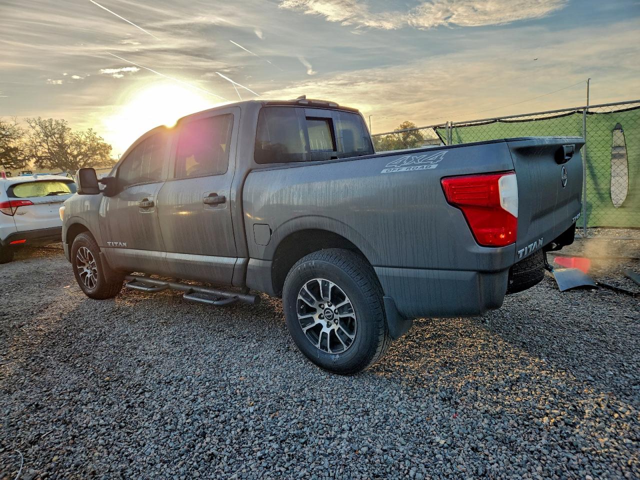 Nissan Titan Sv Image 5