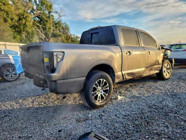 Nissan Titan Sv Image 9