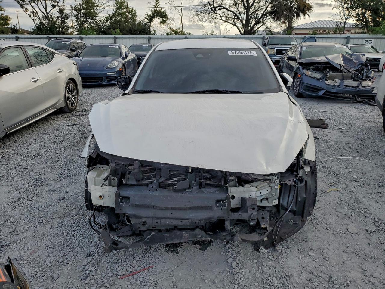 Mazda 3 Touring Image 13